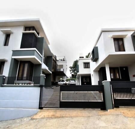 Albisville Hilltop Mansion Ooty Buitenkant foto